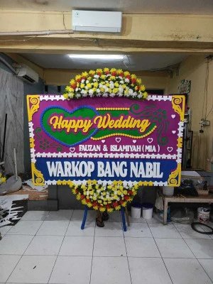Papan Bunga di Tpu Pondok Ranggon
